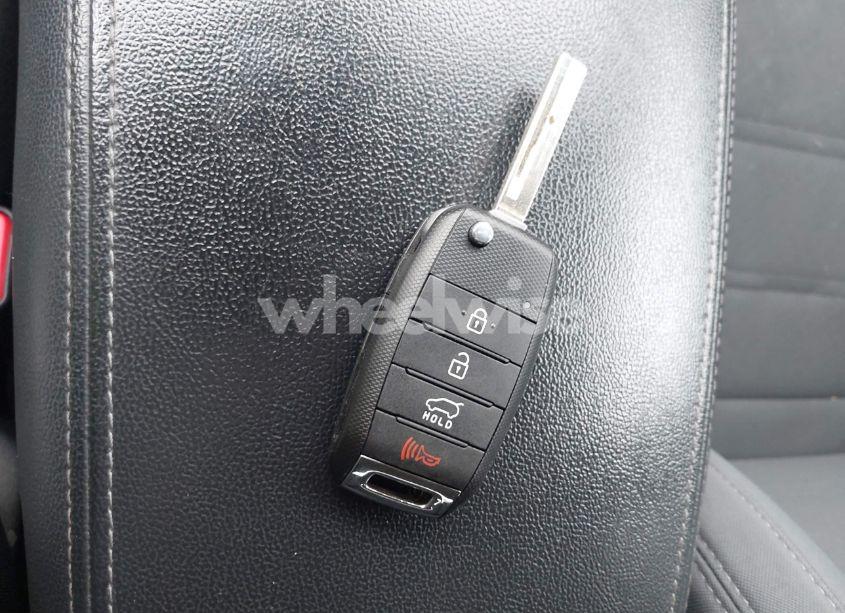 Photo 11 of 2016 Kia Sorento 3.3L LX (VIN 5XYPGDA59GG138541)