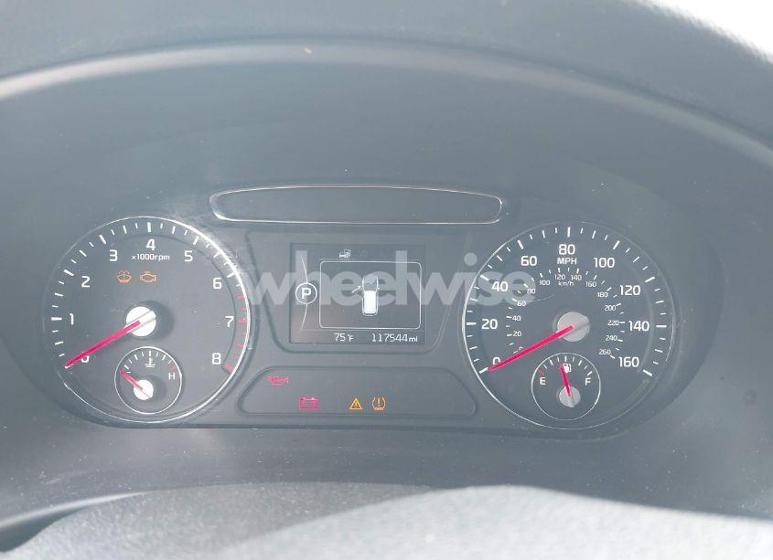 Photo 15 of 2016 Kia Sorento 3.3L LX (VIN 5XYPGDA59GG138541)