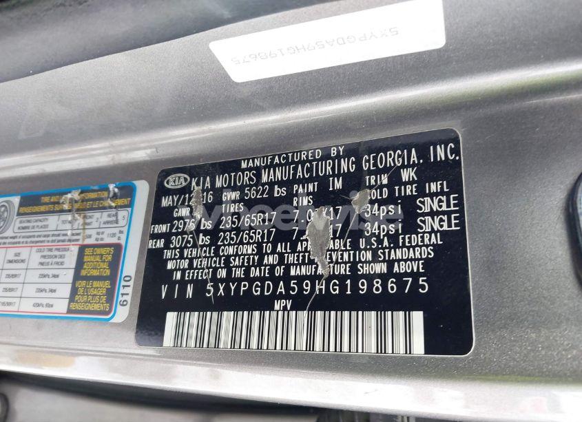 Photo 9 of 2017 Kia Sorento 3.3L LX (VIN 5XYPGDA59HG198675)