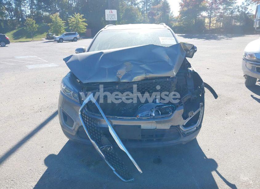 Photo 12 of 2017 Kia Sorento 3.3L LX (VIN 5XYPGDA59HG224935)