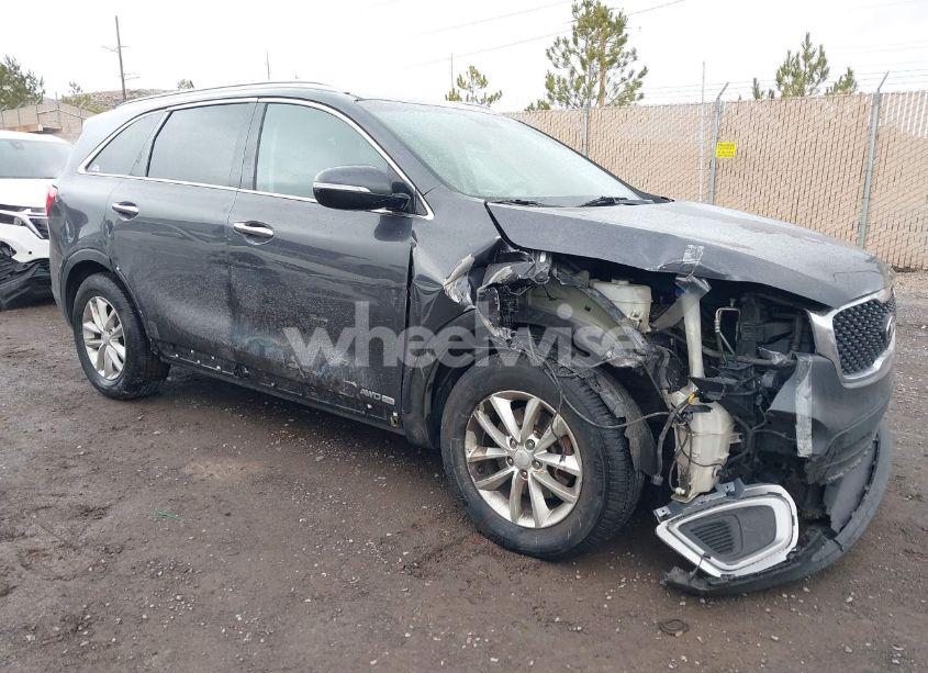 Photo 6 of 2017 Kia Sorento 3.3L LX (VIN 5XYPGDA59HG334335)