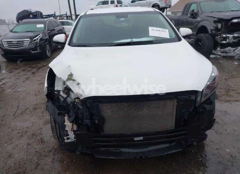 Photo 6 of 2019 Kia Sorento 3.3L LX (VIN 5XYPGDA59KG552847)