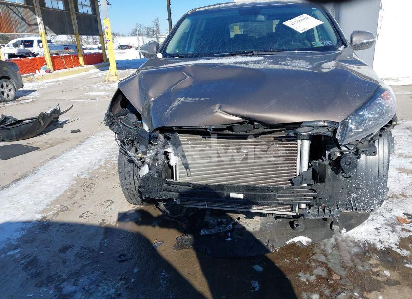 Photo 13 of 2019 Kia Sorento 3.3L LX (VIN 5XYPGDA59KG570278)