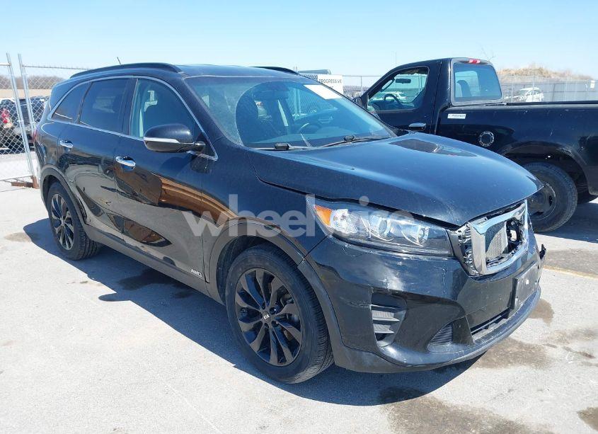 2020 Kia Sorento 3.3L S (VIN 5XYPGDA59LG693676) main photo