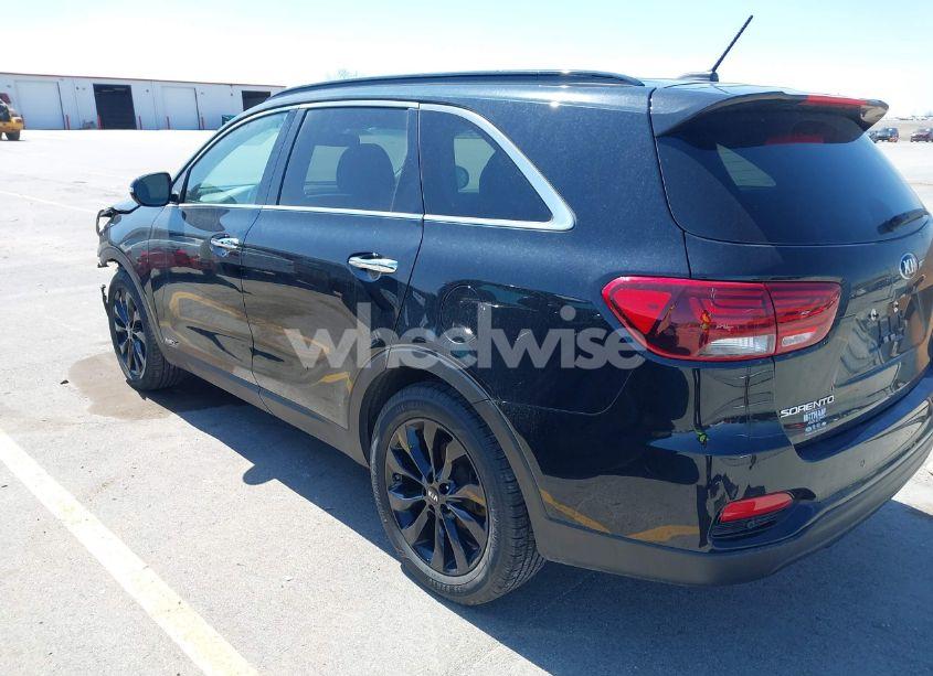 Photo 3 of 2020 Kia Sorento 3.3L S (VIN 5XYPGDA59LG693676)