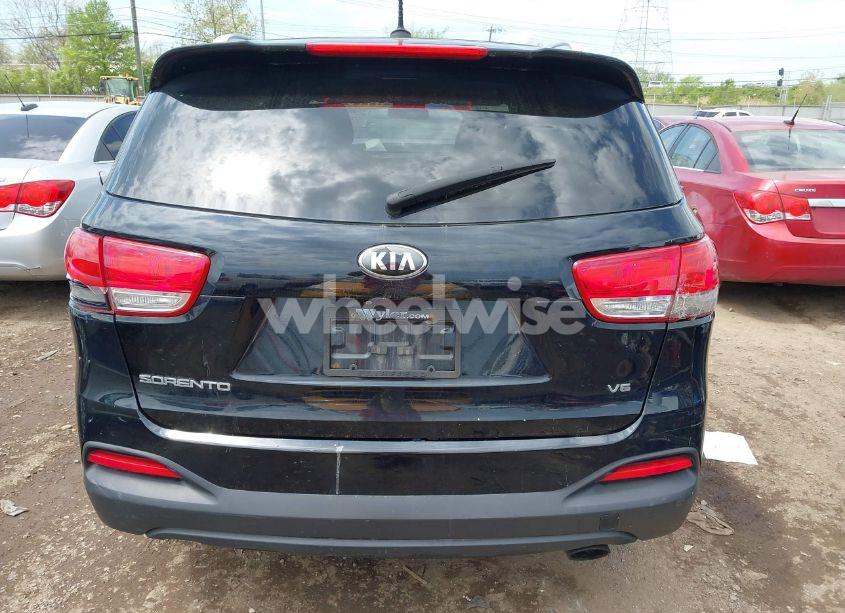 Photo 16 of 2016 Kia Sorento 3.3L LX (VIN 5XYPGDA5XGG168325)