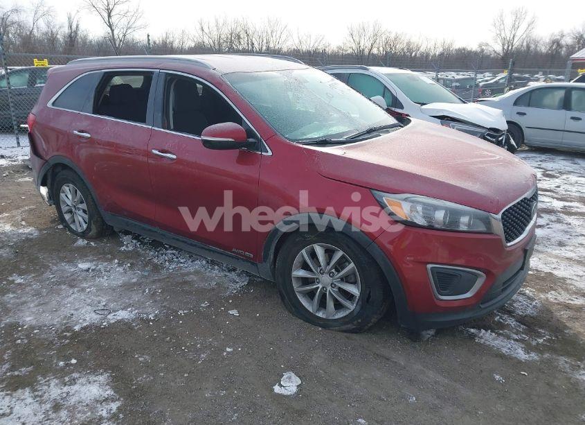 2016 Kia Sorento 3.3L LX (VIN 5XYPGDA5XGG180698) main photo