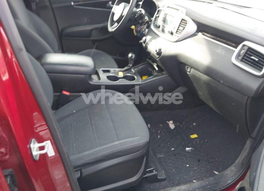 Photo 5 of 2016 Kia Sorento 3.3L LX (VIN 5XYPGDA5XGG180698)