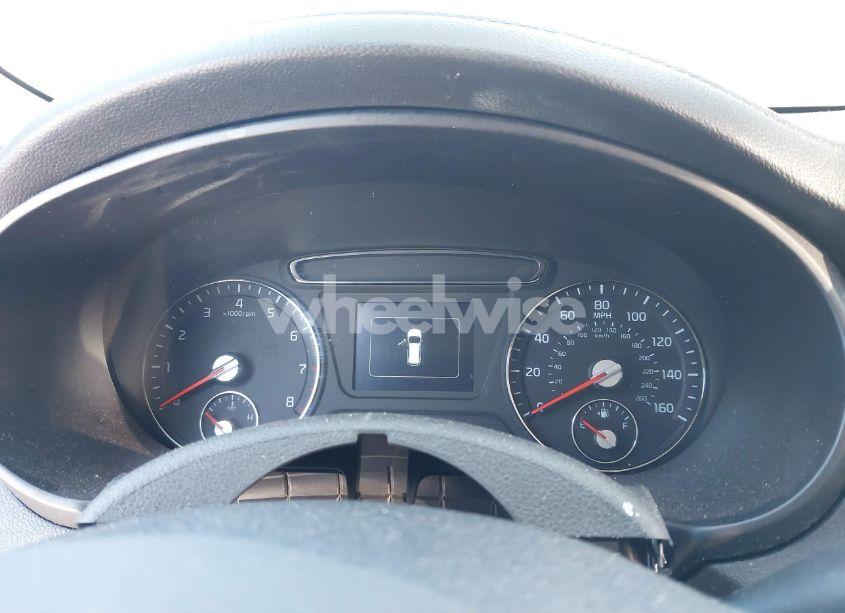 Photo 7 of 2016 Kia Sorento 3.3L LX (VIN 5XYPGDA5XGG180698)