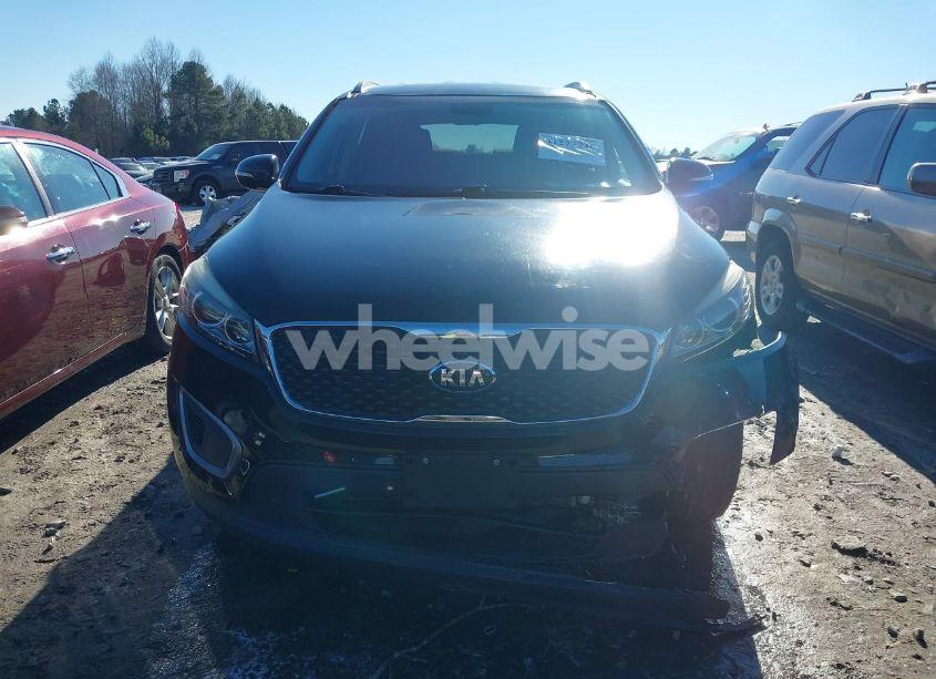 Photo 12 of 2017 Kia Sorento 3.3L LX (VIN 5XYPGDA5XHG207545)