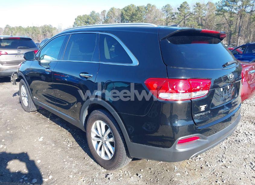 Photo 3 of 2017 Kia Sorento 3.3L LX (VIN 5XYPGDA5XHG207545)