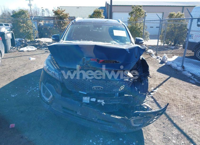 Photo 12 of 2018 Kia Sorento 3.3L LX (VIN 5XYPGDA5XJG373473)