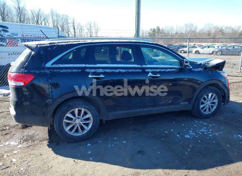 Photo 13 of 2018 Kia Sorento 3.3L LX (VIN 5XYPGDA5XJG373473)