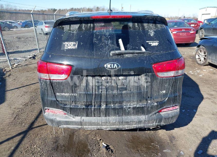 Photo 16 of 2018 Kia Sorento 3.3L LX (VIN 5XYPGDA5XJG373473)