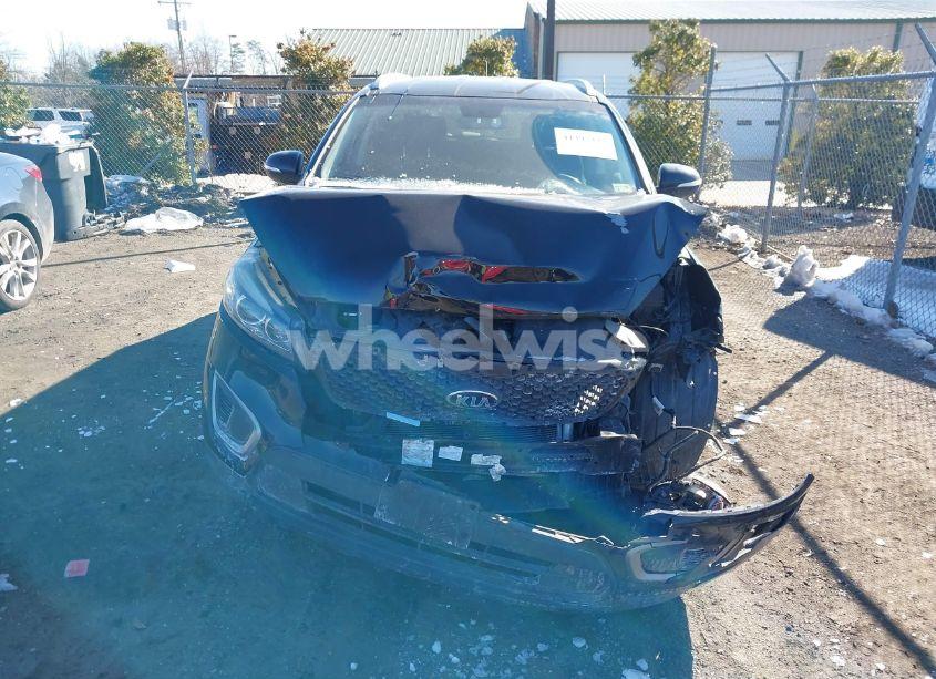 Photo 6 of 2018 Kia Sorento 3.3L LX (VIN 5XYPGDA5XJG373473)