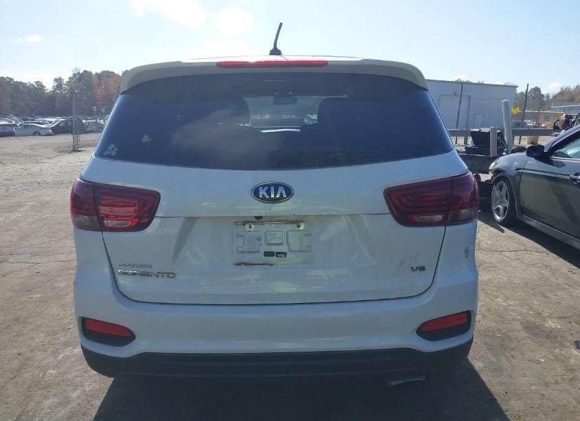 Photo 16 of 2020 Kia Sorento 3.3L LX (VIN 5XYPGDA5XLG613351)