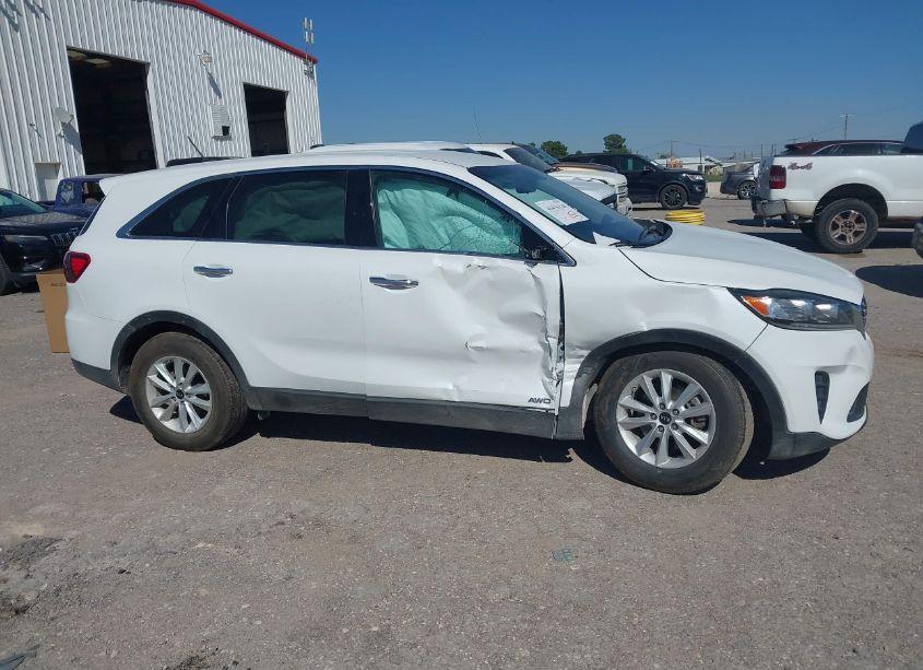 Photo 13 of 2020 Kia Sorento 3.3L LX (VIN 5XYPGDA5XLG620753)
