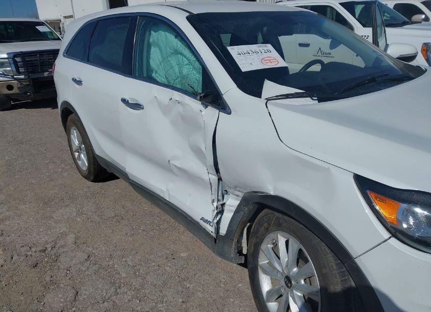 Photo 6 of 2020 Kia Sorento 3.3L LX (VIN 5XYPGDA5XLG620753)