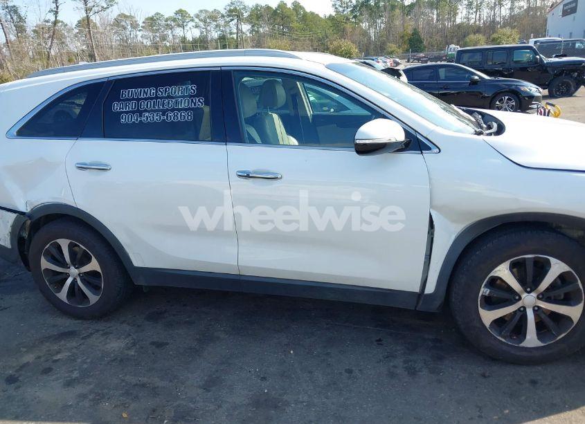 Photo 13 of 2016 Kia Sorento 2.0T EX (VIN 5XYPH4A10GG005029)