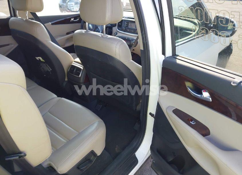 Photo 8 of 2016 Kia Sorento 2.0T EX (VIN 5XYPH4A10GG005029)