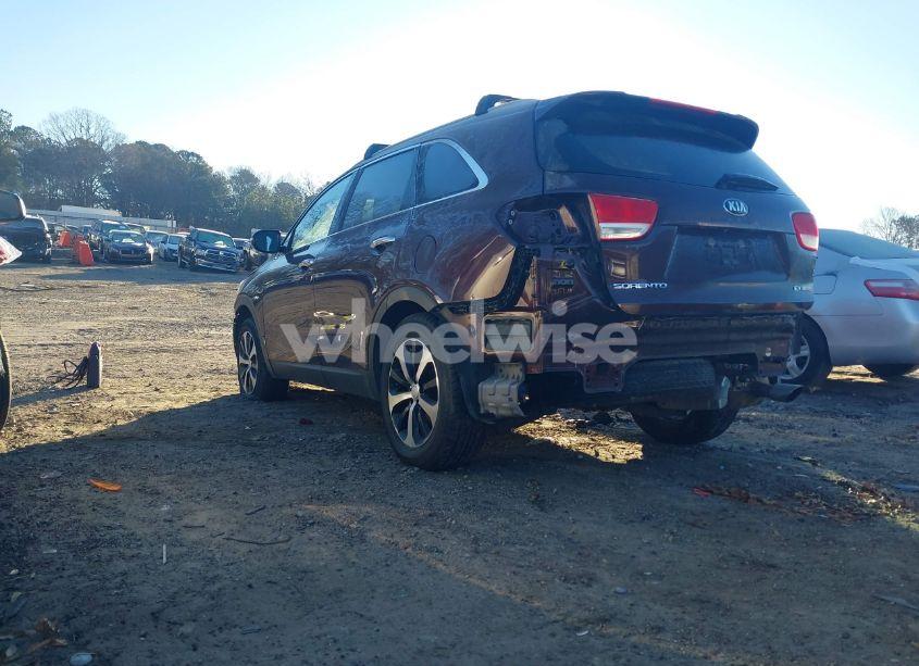 Photo 3 of 2016 Kia Sorento 2.0T EX (VIN 5XYPH4A10GG164505)