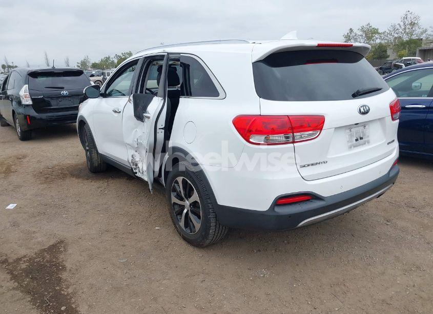 Photo 3 of 2018 Kia Sorento 2.0T EX (VIN 5XYPH4A10JG408130)