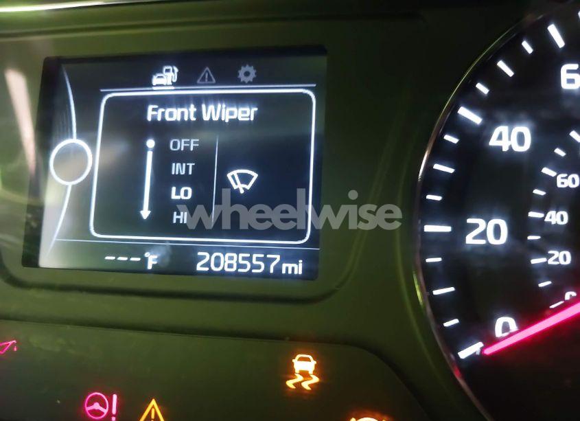 Photo 14 of 2016 Kia Sorento 2.0T EX (VIN 5XYPH4A11GG012247)