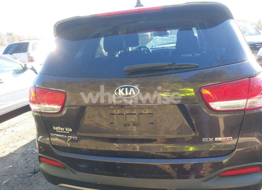 Photo 15 of 2016 Kia Sorento 2.0T EX (VIN 5XYPH4A11GG012247)