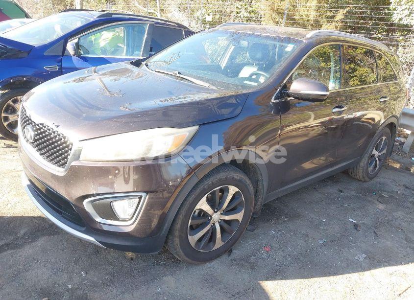 Photo 2 of 2016 Kia Sorento 2.0T EX (VIN 5XYPH4A11GG012247)