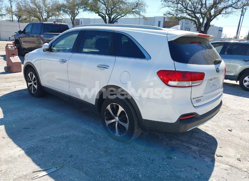 Photo 3 of 2017 Kia Sorento 2.0T EX (VIN 5XYPH4A12HG274408)