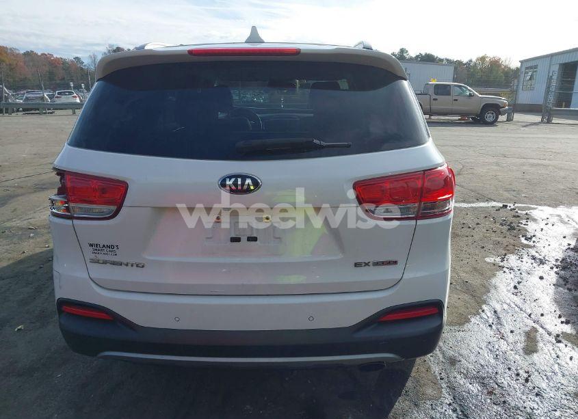Photo 16 of 2017 Kia Sorento 2.0T EX (VIN 5XYPH4A13HG217554)