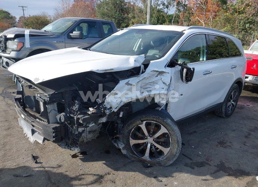 Photo 2 of 2017 Kia Sorento 2.0T EX (VIN 5XYPH4A13HG217554)