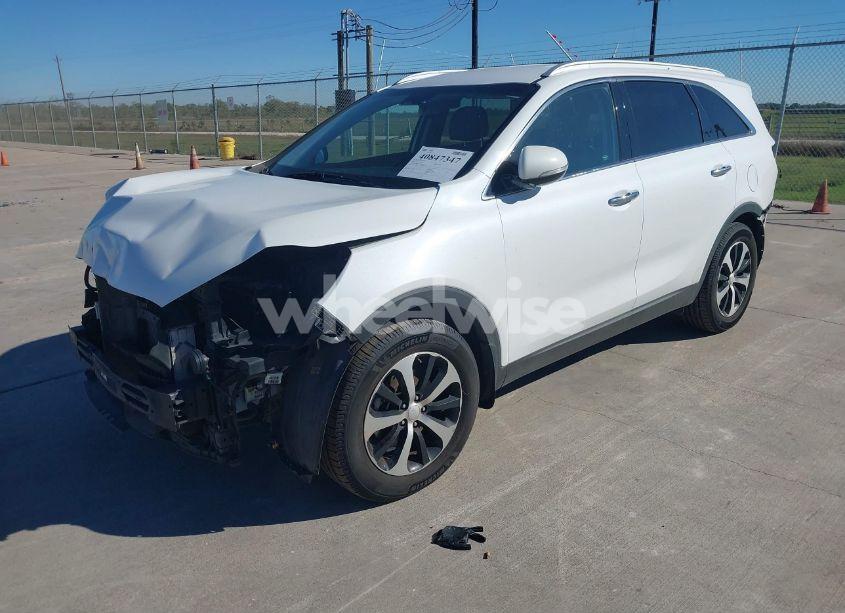 Photo 2 of 2017 Kia Sorento 2.0T EX (VIN 5XYPH4A13HG248755)