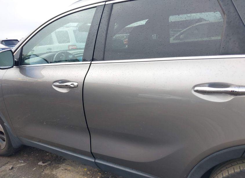 Photo 14 of 2017 Kia Sorento 2.0T EX (VIN 5XYPH4A13HG262350)