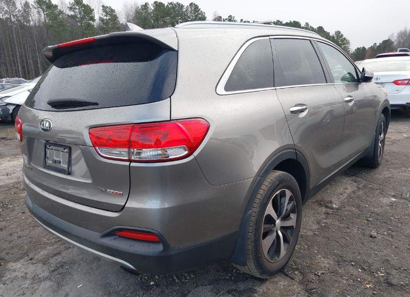Photo 4 of 2017 Kia Sorento 2.0T EX (VIN 5XYPH4A13HG262350)
