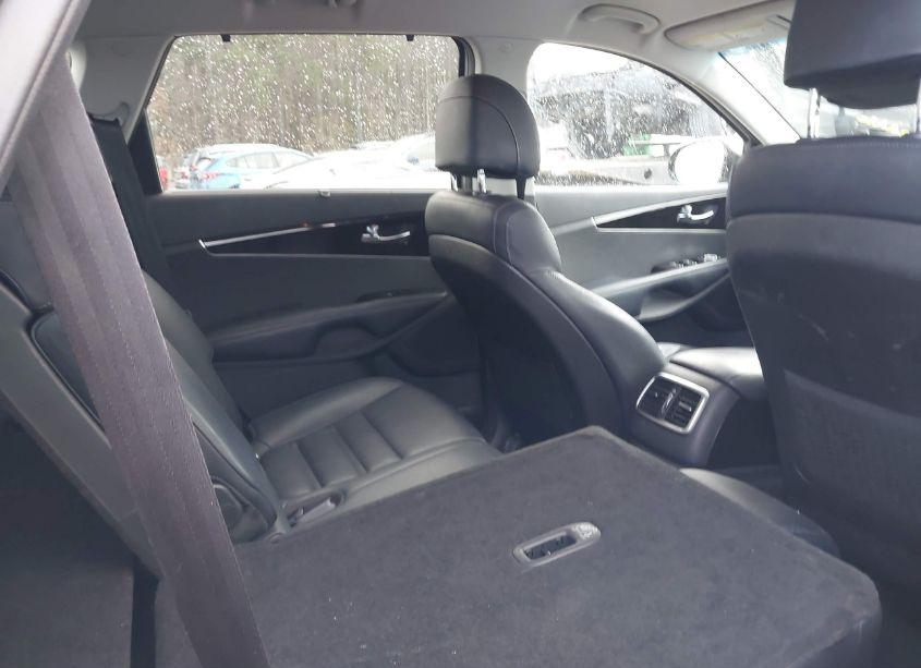 Photo 8 of 2017 Kia Sorento 2.0T EX (VIN 5XYPH4A13HG262350)