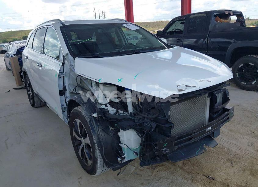 2016 Kia Sorento 2.0T EX (VIN 5XYPH4A14GG007530) main photo