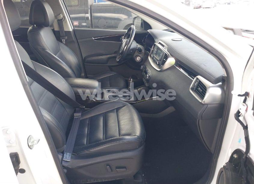 Photo 5 of 2016 Kia Sorento 2.0T EX (VIN 5XYPH4A14GG007530)