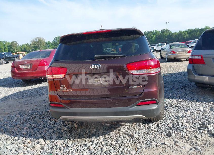 Photo 16 of 2016 Kia Sorento 2.0T EX (VIN 5XYPH4A14GG025722)