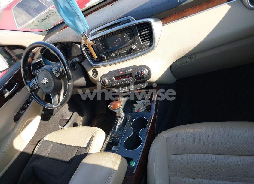 Photo 5 of 2016 Kia Sorento 2.0T EX (VIN 5XYPH4A14GG025722)
