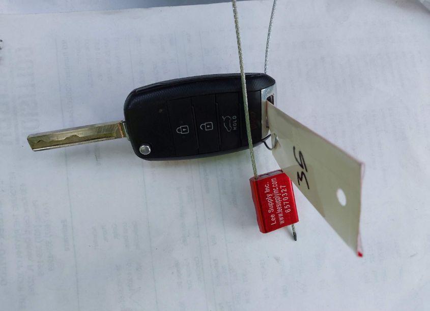 Photo 11 of 2016 Kia Sorento 2.0T EX (VIN 5XYPH4A14GG113864)