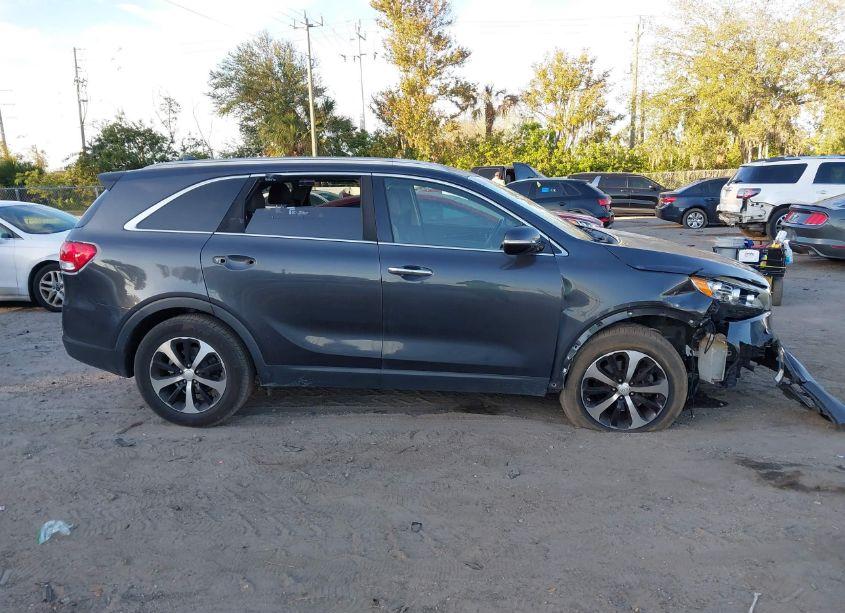 Photo 13 of 2016 Kia Sorento 2.0T EX (VIN 5XYPH4A14GG113864)