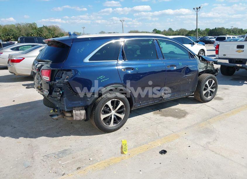 Photo 4 of 2016 Kia Sorento 2.0T EX (VIN 5XYPH4A14GG184708)