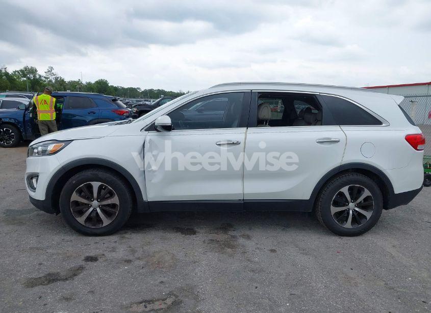 Photo 15 of 2016 Kia Sorento 2.0T EX (VIN 5XYPH4A14GG187110)