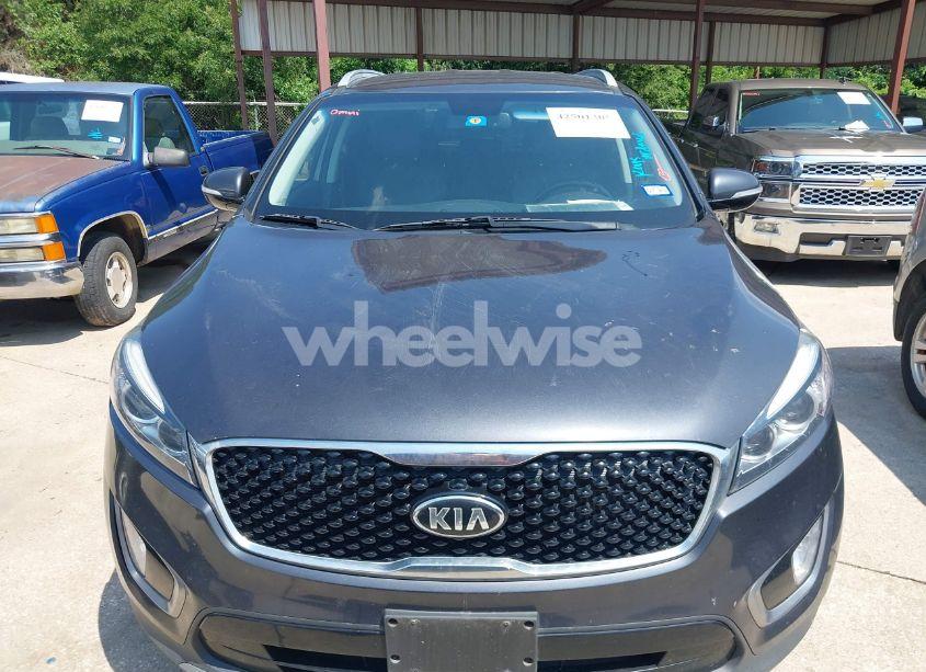 Photo 12 of 2017 Kia Sorento 2.0T EX (VIN 5XYPH4A14HG190770)