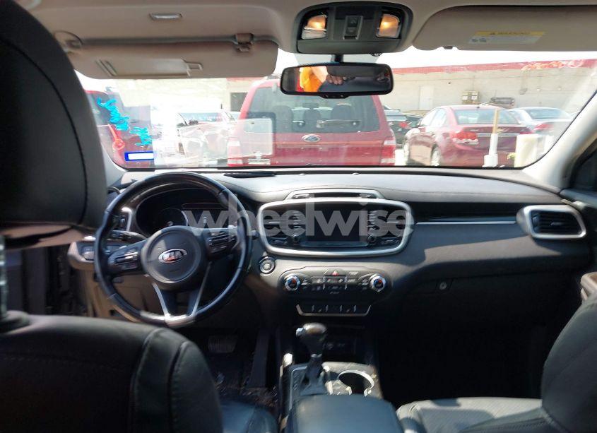 Photo 19 of 2017 Kia Sorento 2.0T EX (VIN 5XYPH4A14HG190770)