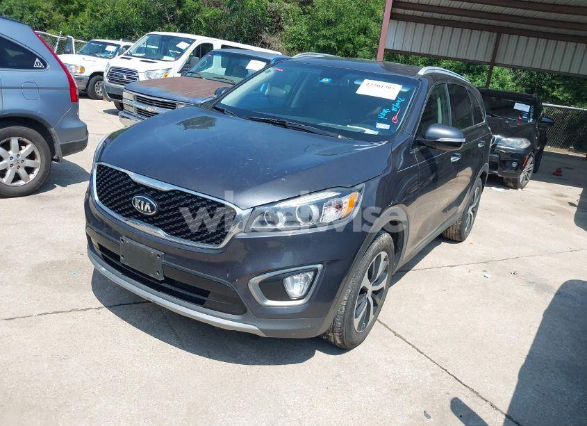 Photo 2 of 2017 Kia Sorento 2.0T EX (VIN 5XYPH4A14HG190770)