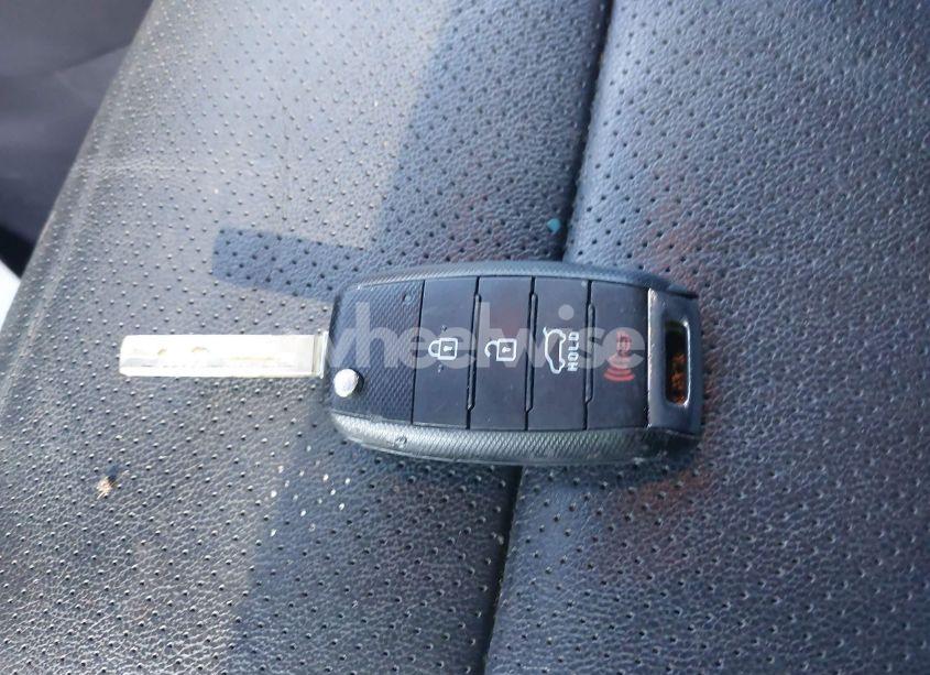 Photo 11 of 2016 Kia Sorento 2.0T EX (VIN 5XYPH4A15GG106891)