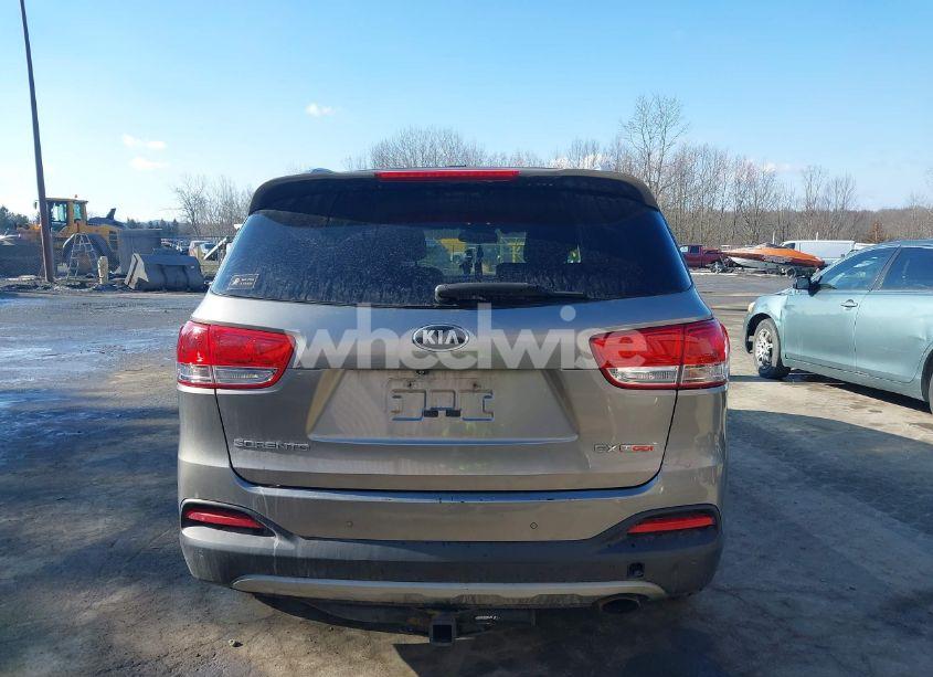 Photo 16 of 2016 Kia Sorento 2.0T EX (VIN 5XYPH4A15GG106891)