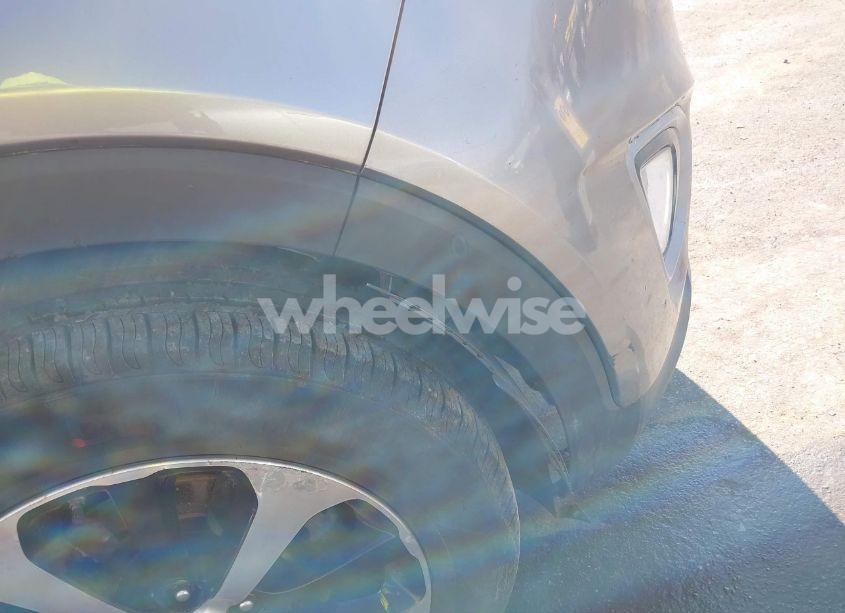 Photo 17 of 2016 Kia Sorento 2.0T EX (VIN 5XYPH4A15GG106891)